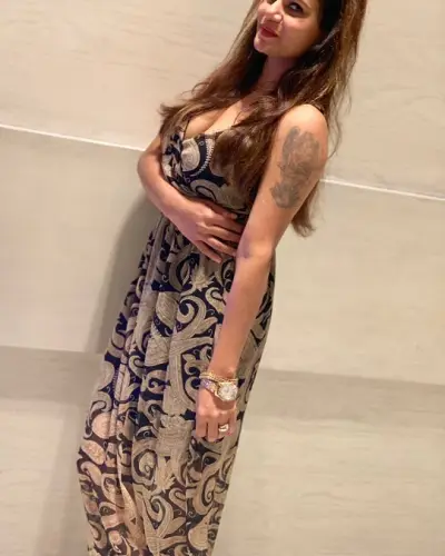 Deolgaon Raja Escort